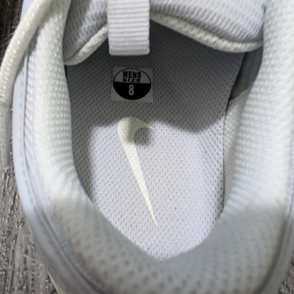 Nike air max 97 shoes in silver/white. Mens size 8 womens size 10 - Picture 4 of 4